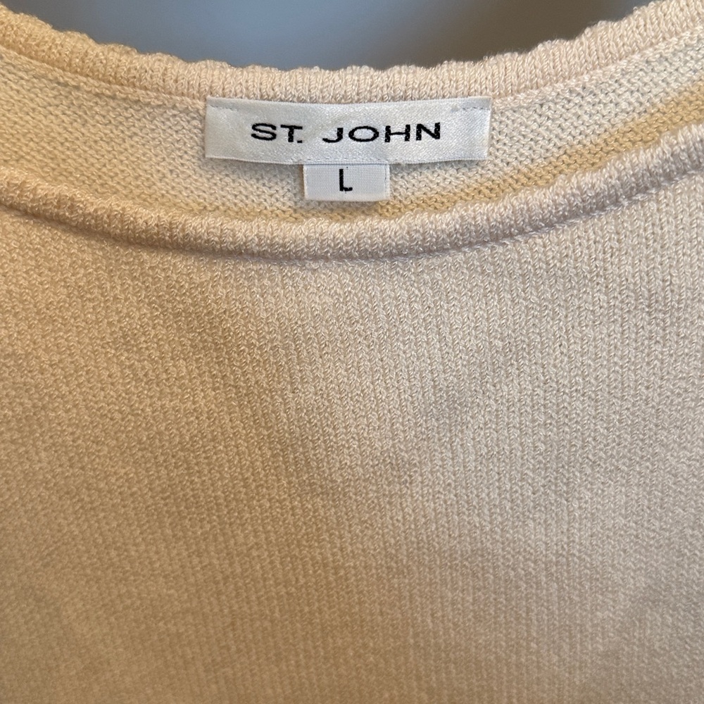 St. John Ivory Tank Top - Picture 2 of 3